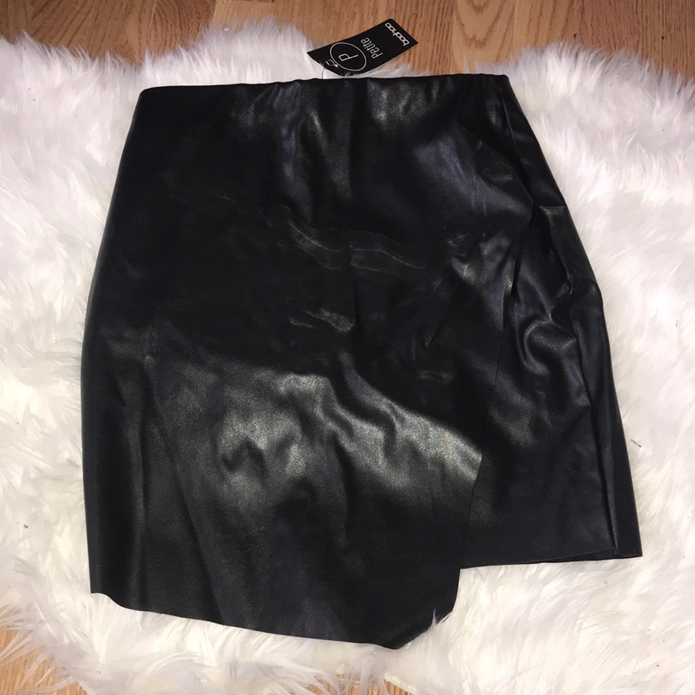 Boohoo petite asymmetric latex skirt